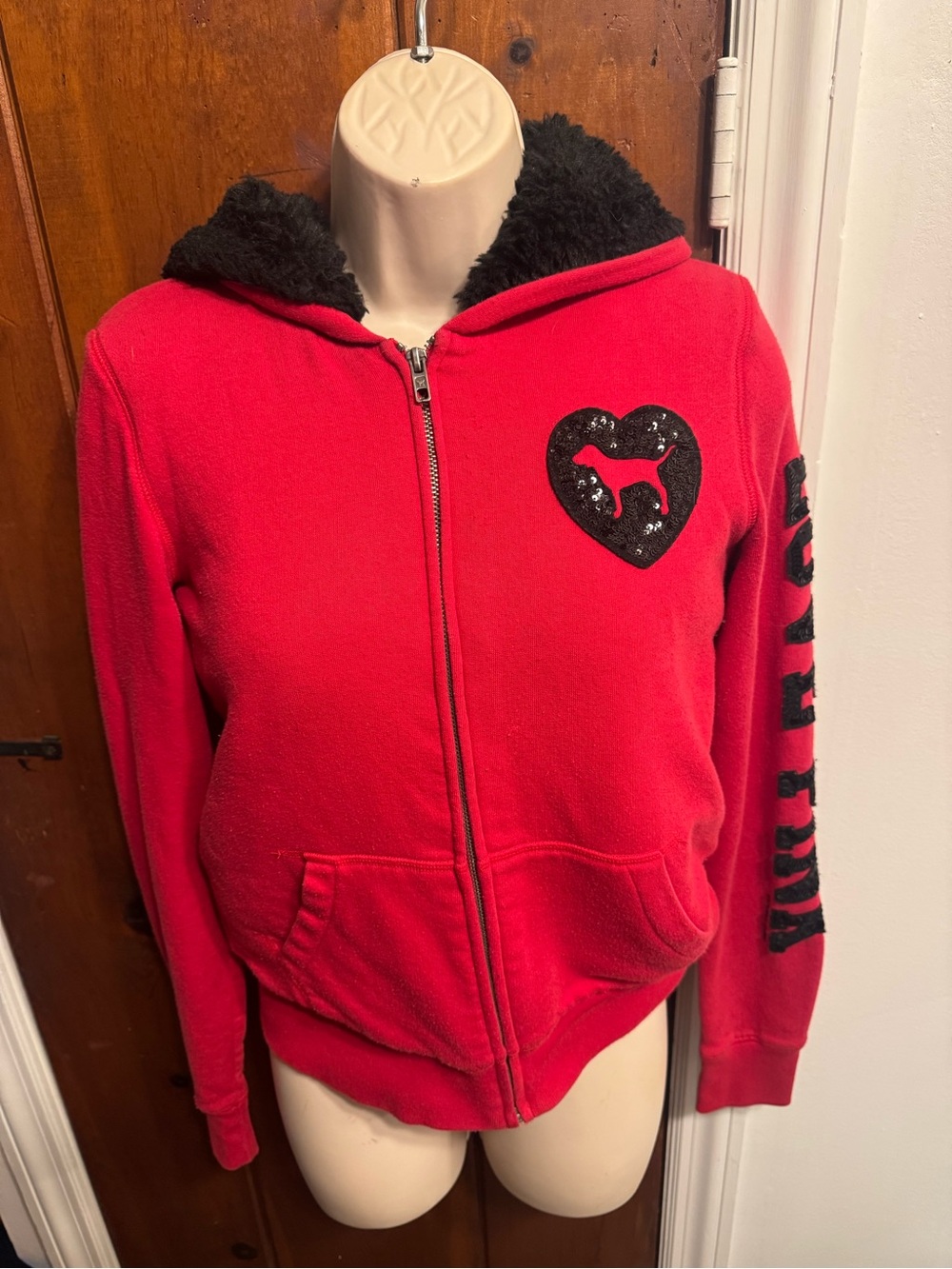 Victoria’s Secret Pink Red Black Sequin Faux Fur Lined Hoodie Size Small
